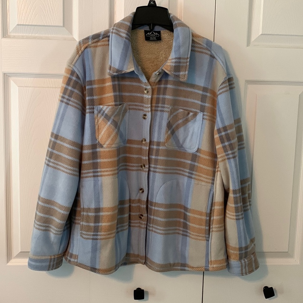 HFX Performance Shacket